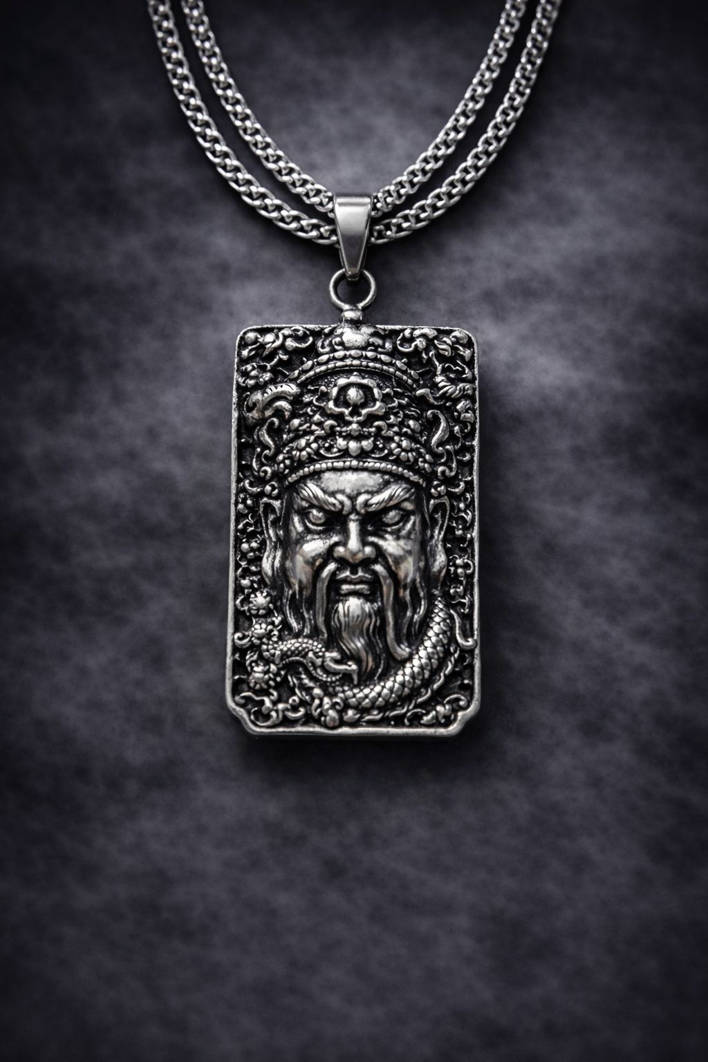 Collar Gótico Rostro Antiguo